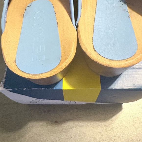 Light Blue Leather Clogs - Picture 3 of 3